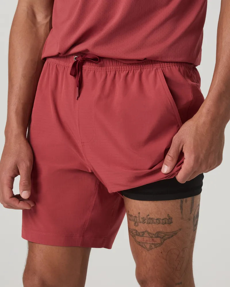 Vuori Mens Shorts HardKore Lined 7