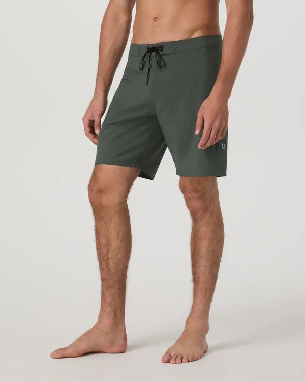 Vuori Mens Boardshorts Infinity