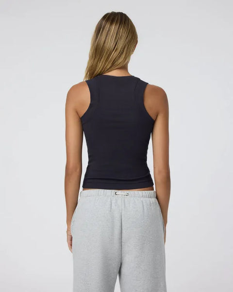Vuori Womens Tank Top Pose Modern Tank