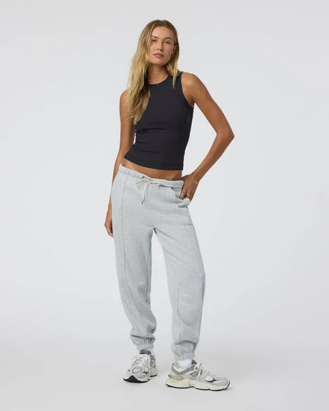 Vuori Womens Tank Top Pose Modern Tank