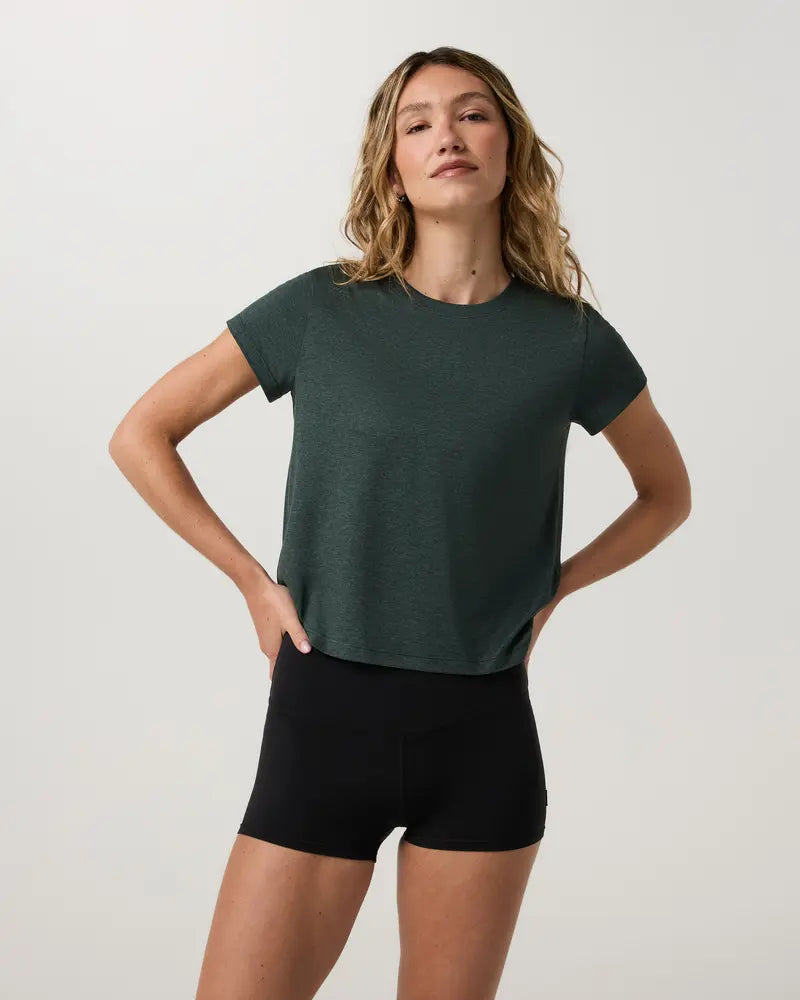 Vuori Womens Shirt Energy Classic Tee