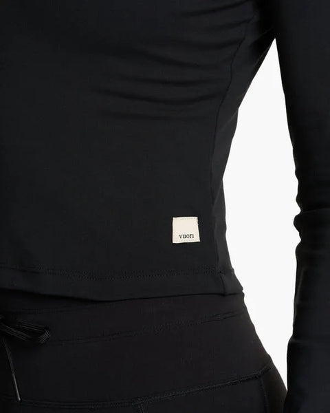 Vuori womens Shirt Studio Half Zip