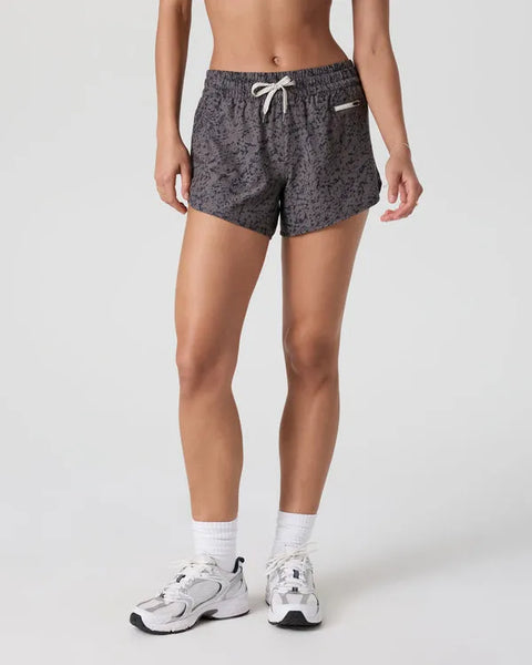 Vuori Womens Shorts Clementine 4