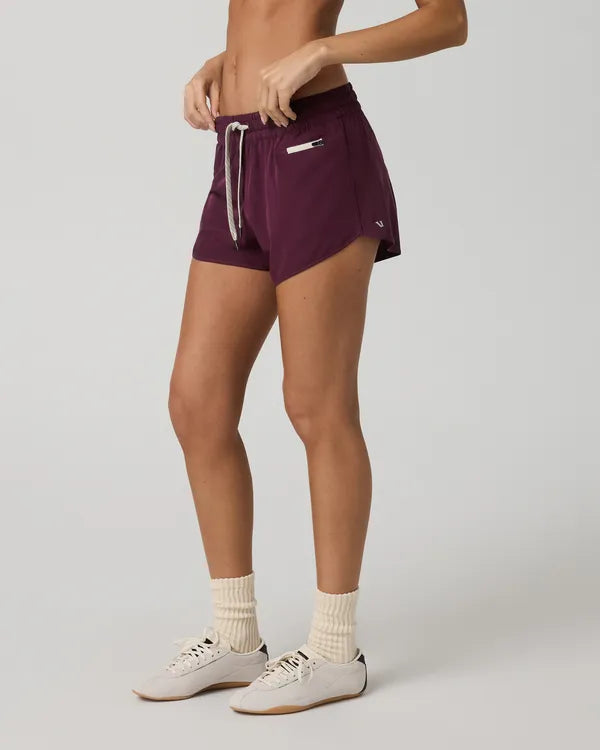 Vuori Womens Shorts Clementine 2.0 Short 4