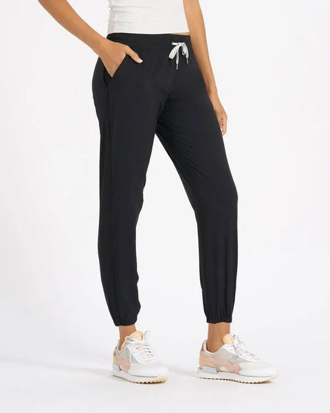Vuori Womens Pants Weekend Jogger