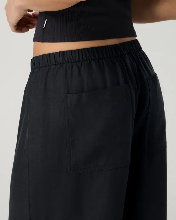 Vuori Womens Pants Trestles Twill Crop Wideleg Pant
