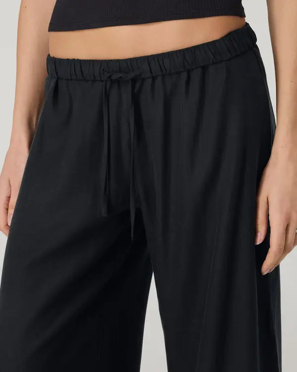 Vuori Womens Pants Trestles Twill Crop Wideleg Pant