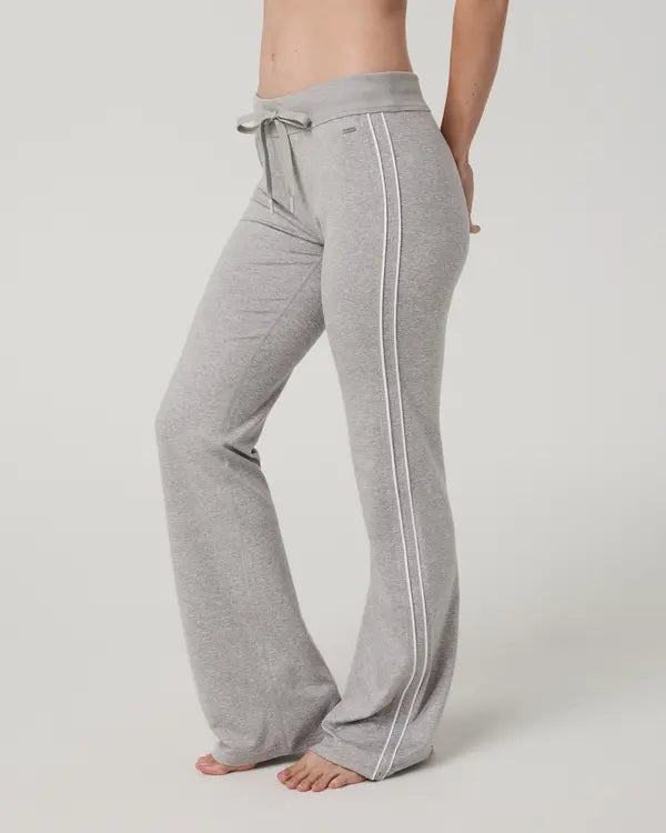 Vuori Womens Pants Halo Low Rise Slim Flare Retro