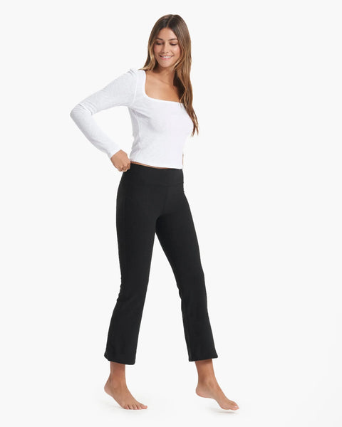 Vuori Womens Pants Mid Rise Elevation Slim Bootcut