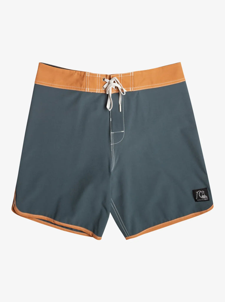 Quicksilver top board short