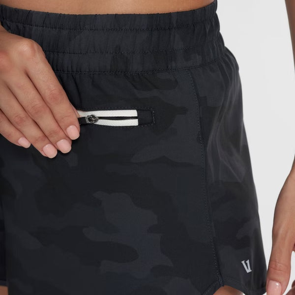 Vuori Womens Shorts Clementine 2.0