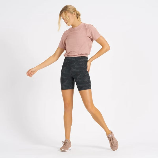 Vuori Womens Shorts Clean Elevation Shorty